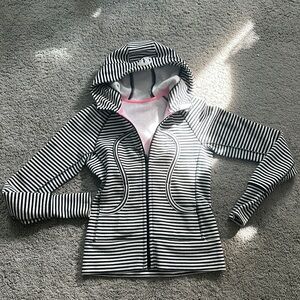 SIZE 2 striped Lululemon scuba zip up